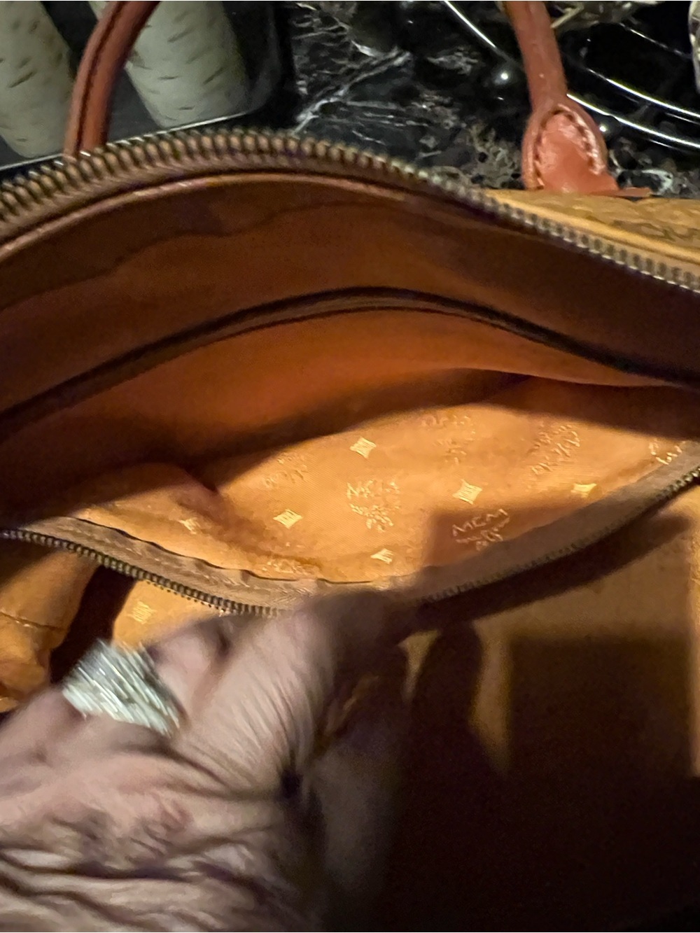 MCM Cognac Visetos Barrel Duffel with Tan Handles like a speedy 35 - Picture 9 of 12